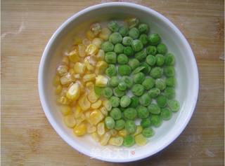 菠萝炒饭的做法步骤:2