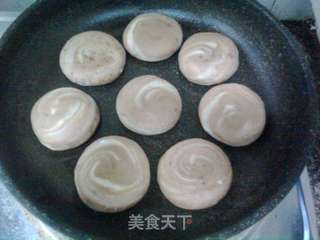 怪味紫薯酥饼——第一次用平底锅做的酥饼的做法步骤:17