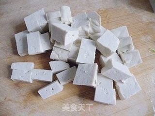 青菜瑶柱豆腐汤的做法步骤:2