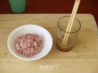 浓香牛肉堡的做法步骤：1