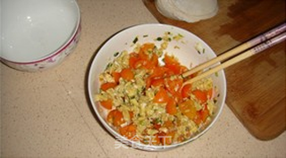 西红柿鸡蛋馅饺子的做法步骤:2