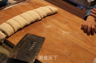 美味花卷简单做的做法步骤：4