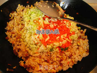 金香玉蛋炒饭-----两个诀窍炒出粒粒香饭的做法步骤:9