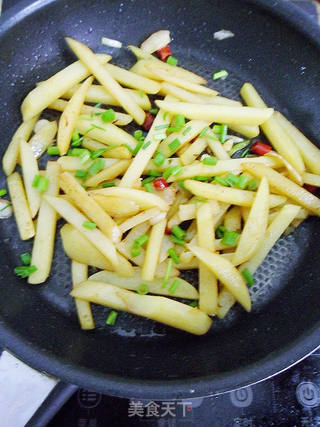 【COOK100畅销组合装试用报告3】干煸土豆条的做法步骤:10