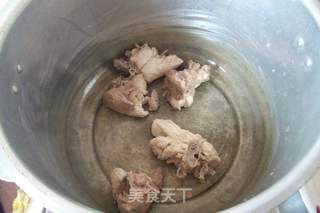 海带黄豆龙骨汤的做法步骤:4