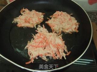 胡萝卜土豆饼的做法步骤:5