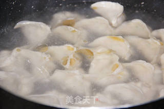 清香诱人的口感--【豆角猪肉饺】的做法步骤：17