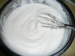 自制电饭锅奶香蛋糕的做法步骤：6