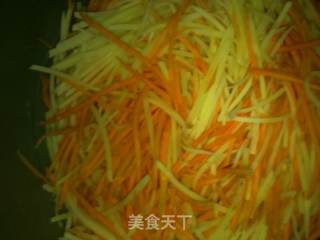 鱼香肉丝的做法步骤:2