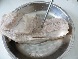 梅菜扣肉的做法步骤：3