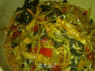 鱼香肉丝的做法步骤:17