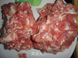 沙葱爆炒羊肉卷的做法步骤：1