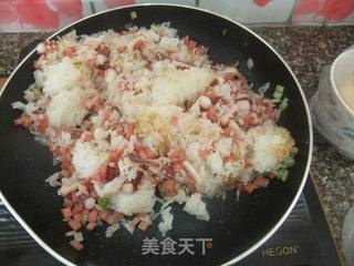 鱿鱼火腿炒饭的做法步骤：8