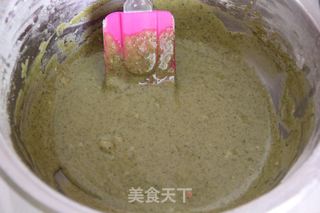【抹茶草莓卷】的做法步骤：8