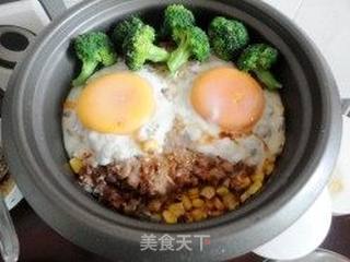两个人的营养午餐-----冬菇肉饼窝蛋饭的做法步骤:11