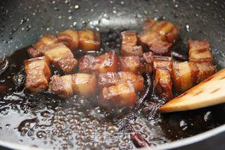 Ki家私房菜--【秘制红烧肉】的做法步骤:8