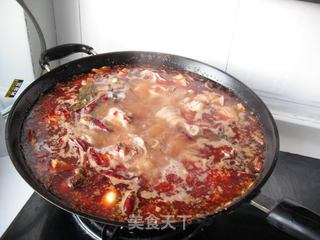 麻辣排骨鲫鱼火锅的做法步骤:8