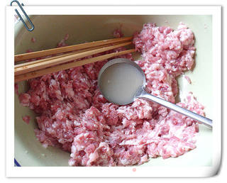 豆腐玉米面肉包子的做法步骤:5