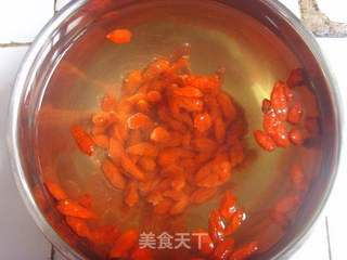 枸杞养生面包的做法步骤:2