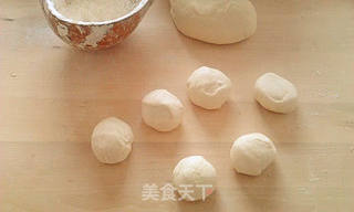 午后小点心——豆沙杏仁芝麻饼的做法步骤:7