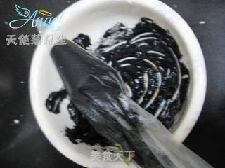 熊猫包心鱼丸的做法步骤:11