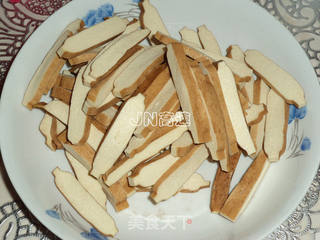银芽青椒炒豆干的做法步骤:3