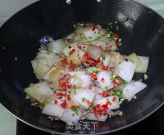 快手家常菜——香菇肉末炒冬瓜的做法步骤:7