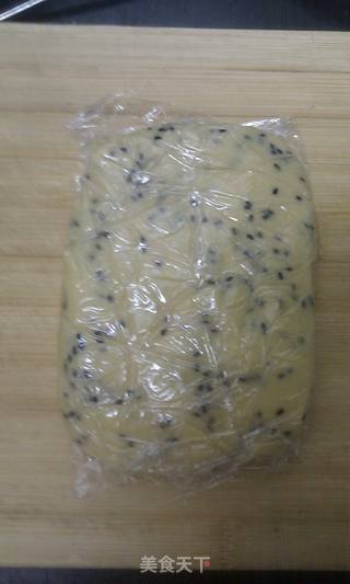 芝麻豆沙酥&芝麻棍的做法步骤:7