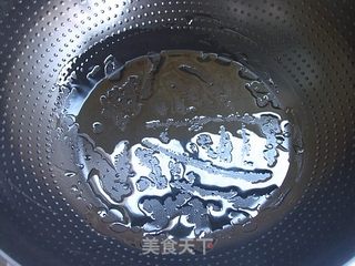 春来槐花香——槐花水煎包的做法步骤:13