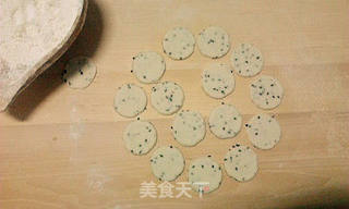 午后时光——小瓶盖芝麻薄脆的做法步骤:11