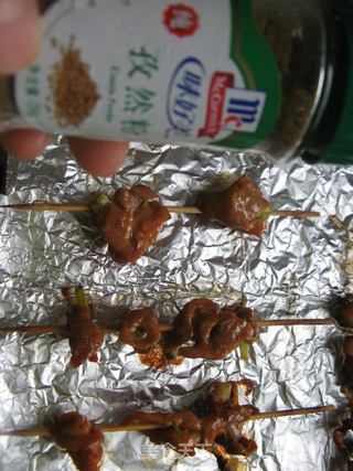 【COOK100畅销组合装试用报告报告1】香葱里脊卷的做法步骤:11