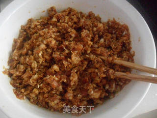 白菜猪肉馅饺子的做法步骤:4