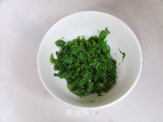 香椿千层饼的做法步骤：2