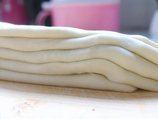香椿千层饼的做法步骤:7