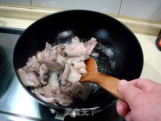什锦蔬菜回锅肉的做法步骤：1