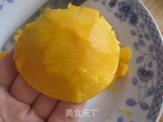 芒果牛奶布丁(附取芒果肉方法)的做法步骤:4