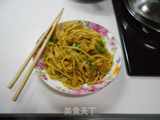 咖喱鸡肉宽意面的做法步骤：16