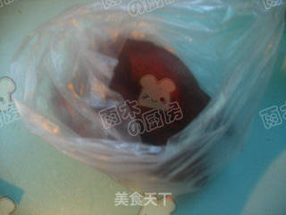 莓芯紫薯球的做法步骤:2