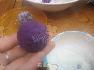 莓芯紫薯球的做法步骤:6
