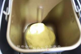 蒸包版皮卡丘的做法步骤:2
