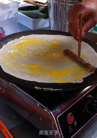 在家自制煎饼果子的做法步骤:5