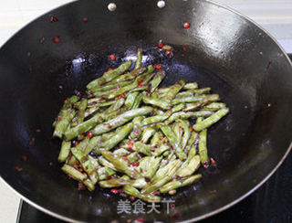 家常素食==酱焖四季豆的做法步骤:8