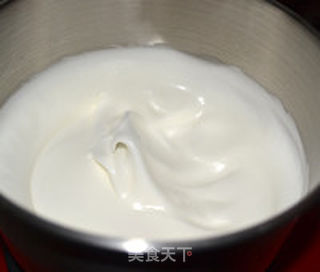 蔓越莓天使蛋糕的做法步骤：2