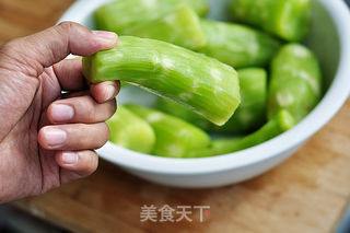 酱酸莴苣的做法步骤:2