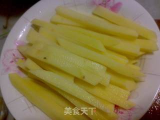 椒盐薯条的做法步骤:2
