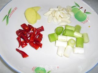宫保鸡丁的做法步骤：4