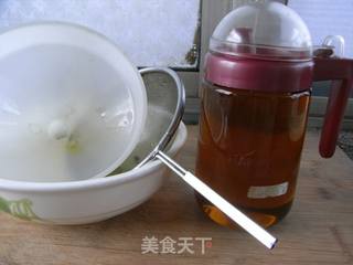 【夏天炝拌菜的必备品】自制三合油的做法步骤：6