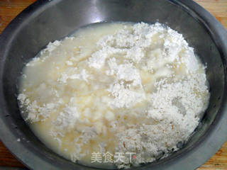 简单易做的——酥松葱花油饼(附烫面的详细做法)的做法步骤:3