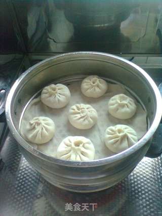 茄子五花肉蒸包的做法步骤:13