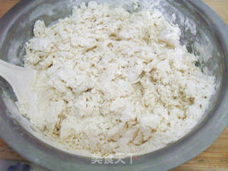 简单易做的——酥松葱花油饼(附烫面的详细做法)的做法步骤:4